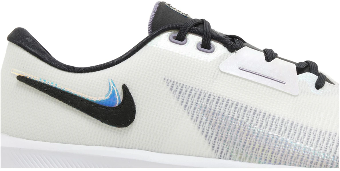 Nike Air Zoom Infinity Tour NRG 'Paket Pengejaran Tanpa Akhir' FN6844-100 Lookbook Nike Air Zoom Infinity Tour NRG 'Paket Pengejaran Tanpa Akhir' FN6844-100