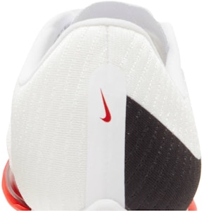 ナイキ エア ズーム マックスフライ モア アップテンポ "白/ユニバーシティレッド" DN6948-111 Sizing ナイキ エア ズーム マックスフライ モア アップテンポ "白/ユニバーシティレッド" DN6948-111