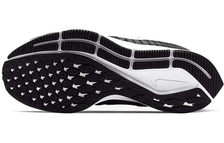 Nike Air Zoom Pegasus 35 Flyease Extra Wide 'Black White' 圖 5