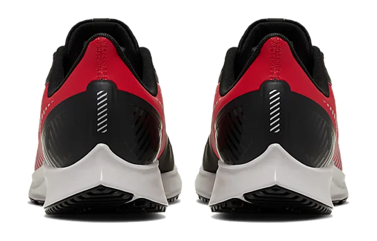 Shop 耐克 Air Zoom Pegasus 36 Shield '哈瓦纳红' AQ8005-600