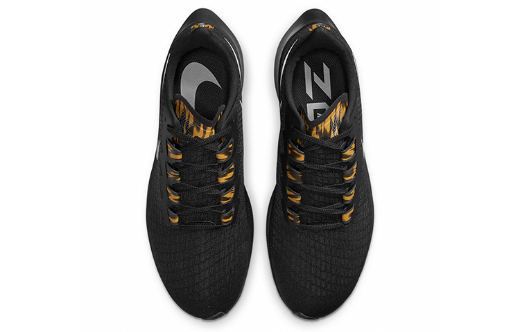 Nike Air Zoom Pegasus 37 'Black Yellow' 圖 4