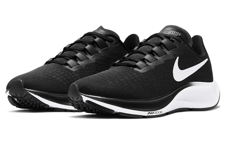 Nike Air Zoom Pegasus 37 Extra Wide 'Black White' 圖 3