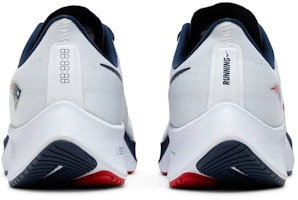 Nike Air Zoom Pegasus 37 New England Patriots en Español. CZ5456-100 Details for Nike Air Zoom Pegasus 37 New England Patriots en Español. CZ5456-100