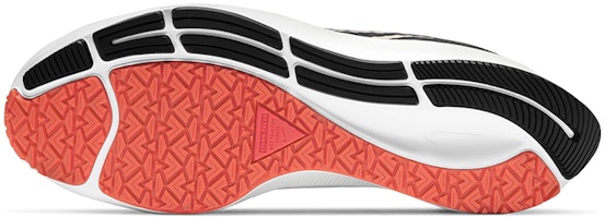 Nike Air Zoom Pegasus 37 Shield 'Negro Oro' DJ3271-061 Details for Nike Air Zoom Pegasus 37 Shield 'Negro Oro' DJ3271-061