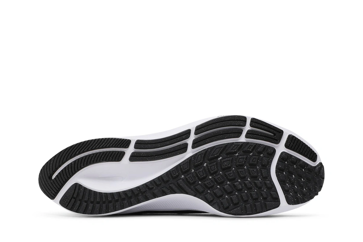 Nike Air Zoom Pegasus 38 'Black White'