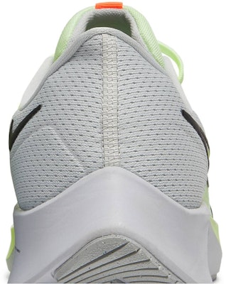 Nike Air Zoom Pegasus 38 '极速'款 CW7356-700 Sizing Nike Air Zoom Pegasus 38 '极速'款 CW7356-700