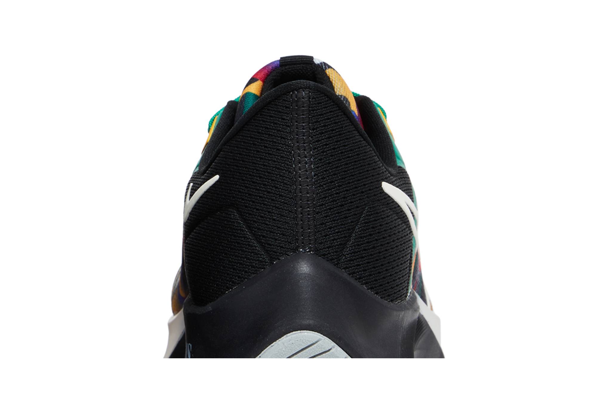 Sizing Nike Air Zoom Pegasus 38 'Jordan Moss Sentiasa, Semua Cara' DO7763-900