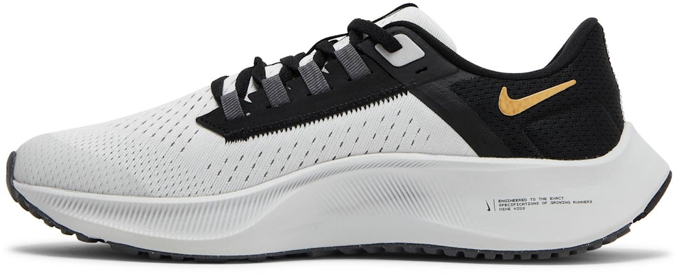 (年級學校)Nike Air Zoom Pegasus 38 'Photon Dust Metallic Gold Coin' CZ4178-007 Lookbook (年級學校)Nike Air Zoom Pegasus 38 'Photon Dust Metallic Gold Coin' CZ4178-007