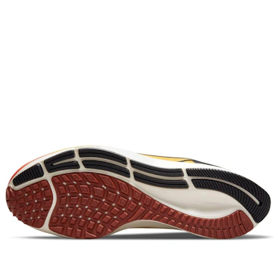 Nike Air Zoom Pegasus 38 'University Gold Black' DO2423-739