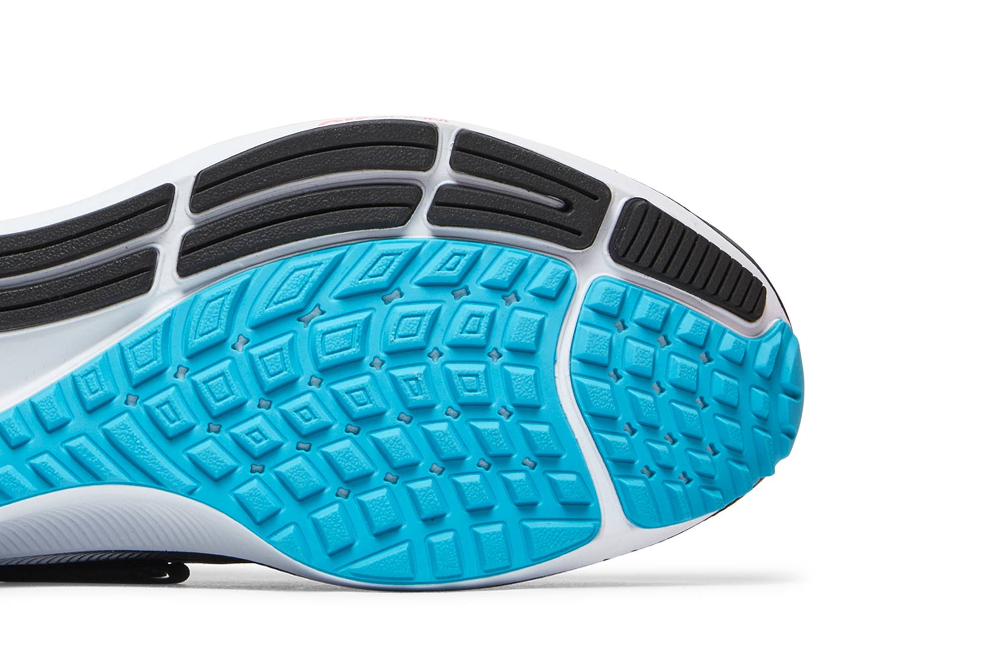Purchase Nike Air Zoom Pegasus 38 FlyEase ''Nero Argento Metallico'' DA6674-002