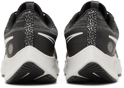 Nike Air Zoom Pegasus 38 Shield 'Negro Blanco' DC4073-001 Details for Nike Air Zoom Pegasus 38 Shield 'Negro Blanco' DC4073-001