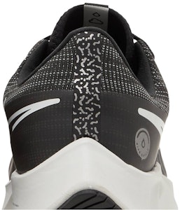 Nike Air Zoom Pegasus 38 Shield 'Negro Blanco' DC4073-001 Sizing Nike Air Zoom Pegasus 38 Shield 'Negro Blanco' DC4073-001
