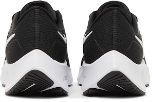 Nike Air Zoom Pegasus 38 TB 'Hitam Putih' CZ1893-001 Details for Nike Air Zoom Pegasus 38 TB 'Hitam Putih' CZ1893-001