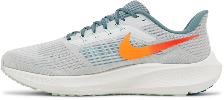 Nike Air Zoom Pegasus 39 4E Wide 'Pure Platinum Total Orange' DM0174-003 Lookbook Nike Air Zoom Pegasus 39 4E Wide 'Pure Platinum Total Orange' DM0174-003