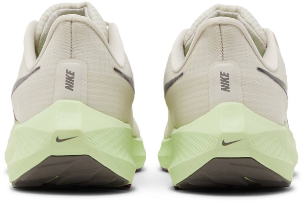 Nike Air Zoom Pegasus 39 'Merah Plum Barely Volt' DH4071-101 Details for Nike Air Zoom Pegasus 39 'Merah Plum Barely Volt' DH4071-101