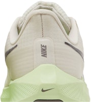 나이키 에어 줌 페가수스 39 '레드 플럼 베얼리 볼트' DH4071-101 Sizing 나이키 에어 줌 페가수스 39 '레드 플럼 베얼리 볼트' DH4071-101