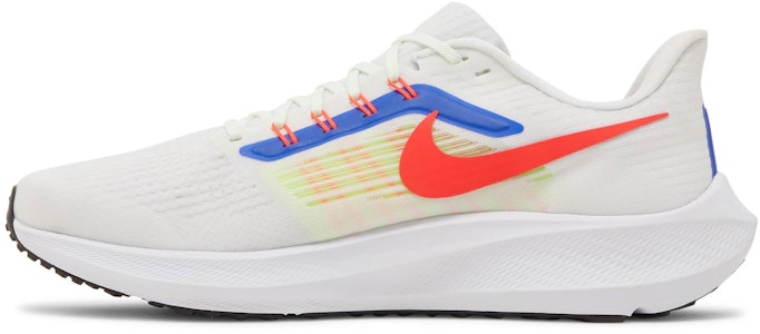 Nike Air Zoom Pegasus 39 'Blanco Crimson Azul Racer' DX3354-100 Lookbook Nike Air Zoom Pegasus 39 'Blanco Crimson Azul Racer' DX3354-100