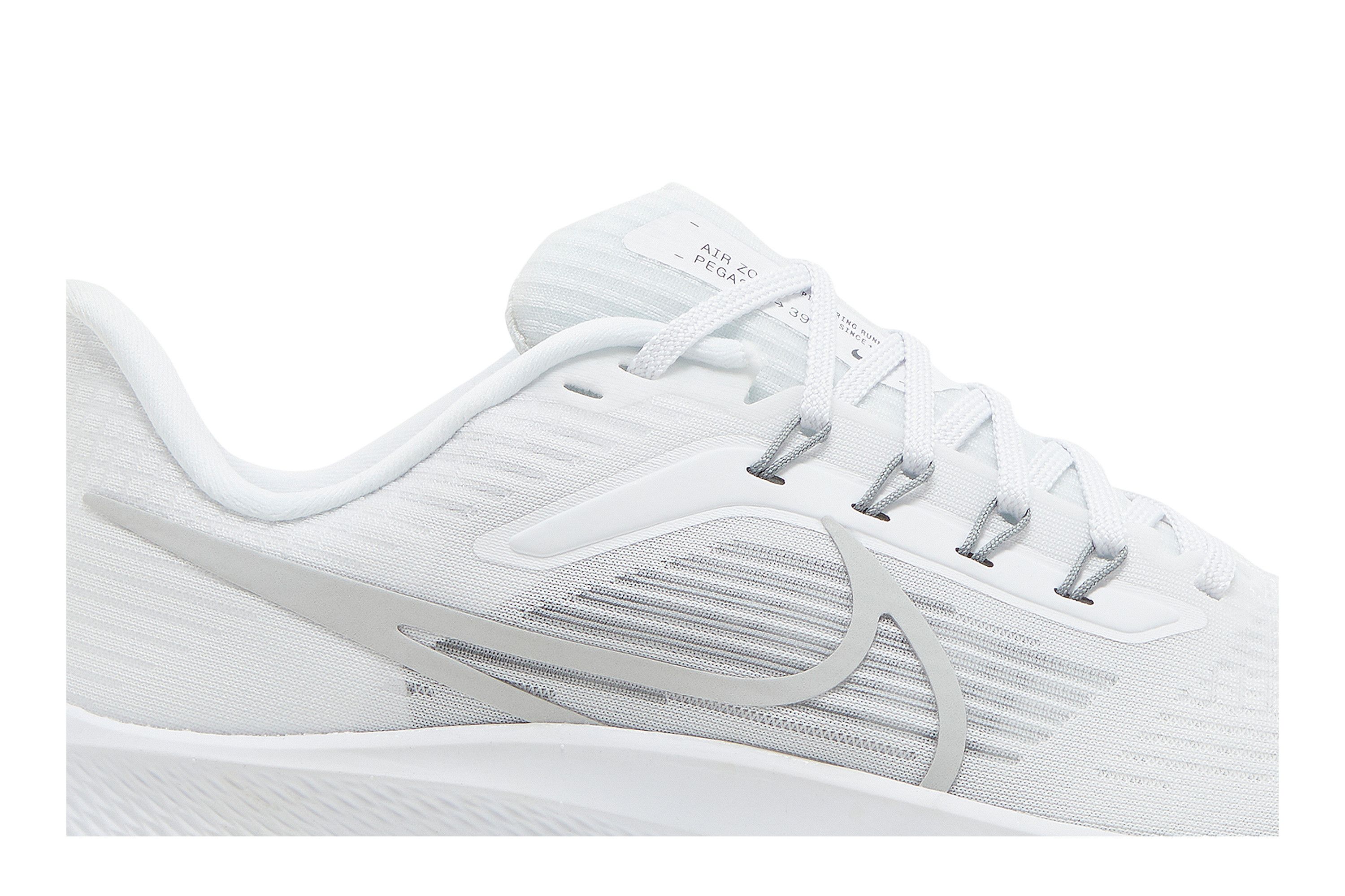 Lookbook Nike Air Zoom Pegasus 39 '白灰霧' DH4071-100