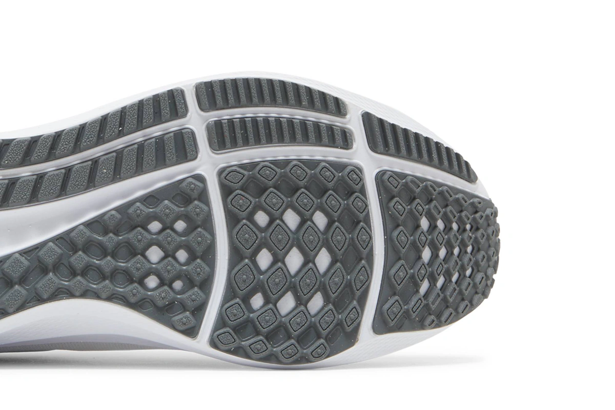 Nike Air Zoom Pegasus 39 'White Grey Fog'