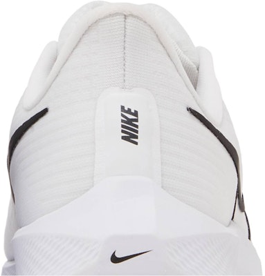 Nike Air Zoom Pegasus 39 TB 'Putih Hitam' DM0164-100 Sizing Nike Air Zoom Pegasus 39 TB 'Putih Hitam' DM0164-100