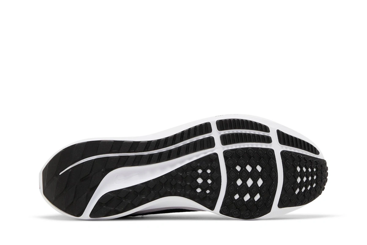 Nike Air Zoom Pegasus 40 'Black White'