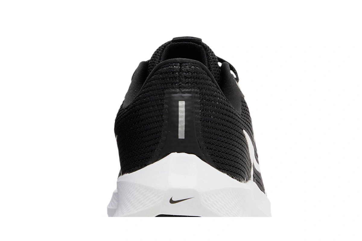 Nike Air Zoom Pegasus 40 'Black White'