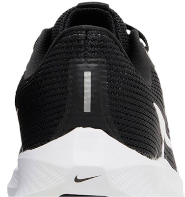 Nike Air Zoom Pegasus 40 'Hitam Putih' DV3853-001 Sizing Nike Air Zoom Pegasus 40 'Hitam Putih' DV3853-001