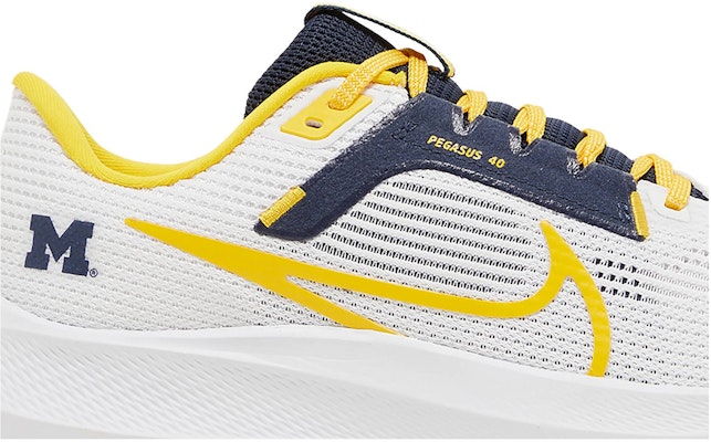 나이키 에어 줌 페가수스 40 '미시간' DZ6001-100 Order 나이키 에어 줌 페가수스 40 '미시간' DZ6001-100