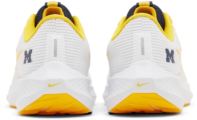 나이키 에어 줌 페가수스 40 '미시간' DZ6001-100 Details for 나이키 에어 줌 페가수스 40 '미시간' DZ6001-100