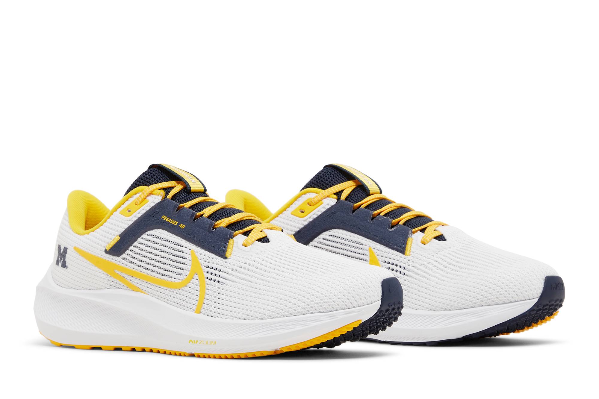 Cheap 나이키 에어 줌 페가수스 40 '미시간' DZ6001-100