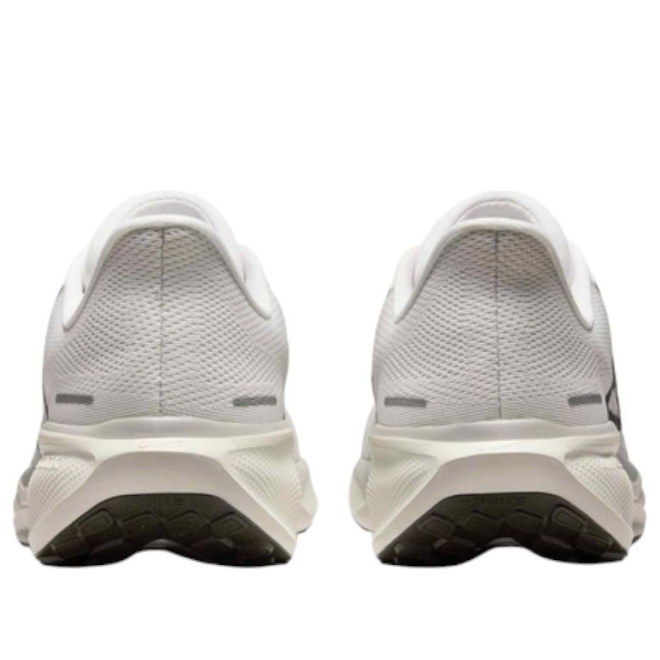 Shop Nike Air Zoom Pegasus 41 'Run Pack' Sepatu Lari Collection. IB5697-100