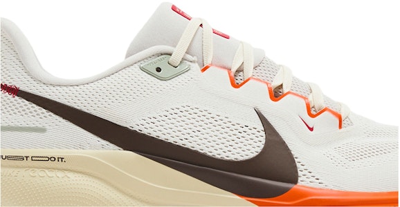 Nike Air Zoom Pegasus 41 'Tahun Ular' HV5975-102 Order Nike Air Zoom Pegasus 41 'Tahun Ular' HV5975-102