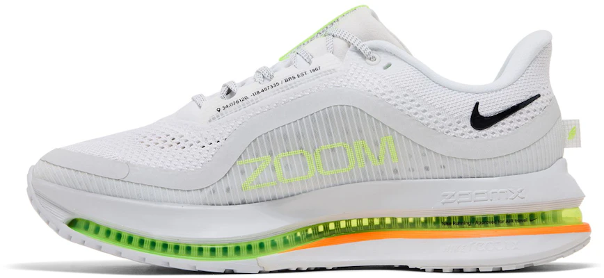 Nike Air Zoom Pegasus Premium Putih Volt Hitam HQ2592-105 Lookbook Nike Air Zoom Pegasus Premium Putih Volt Hitam HQ2592-105