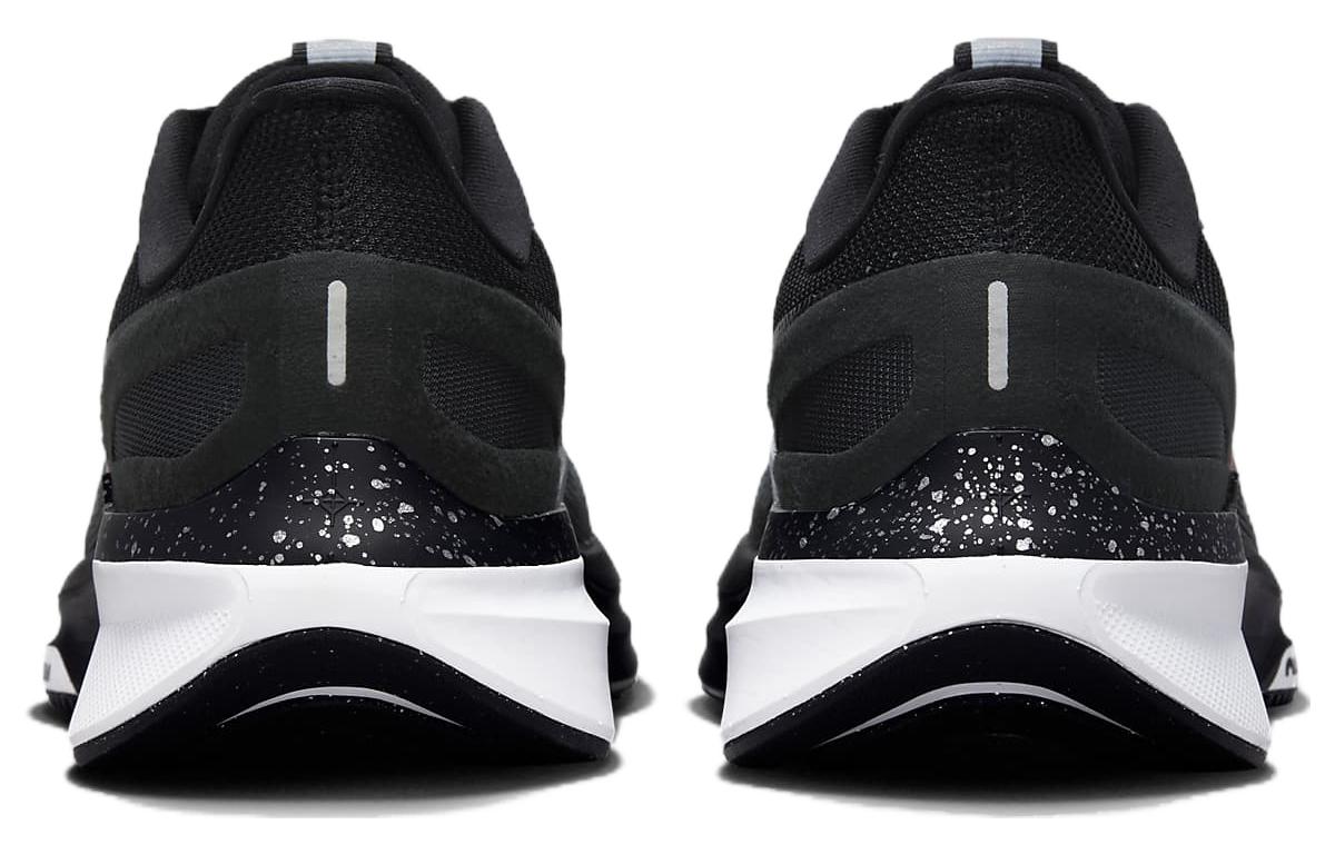 Shop Nike Air Zoom Structure 25 'Kelabu Asap Jingga Keselamatan' FQ8724-084