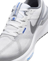 ナイキ エア ズーム ストラクチャー 25 DJ7883-111 Sizing ナイキ エア ズーム ストラクチャー 25 DJ7883-111