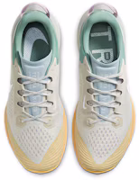 Shop Nike Air Zoom Terra Kiger 6 低筒跑鞋 男女款 灰綠黃