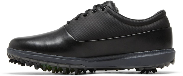 Nike Air Zoom Victory Tour 'Triple Black' Zapatillas Negras Triple AQ1479-001 Lookbook Nike Air Zoom Victory Tour 'Triple Black' Zapatillas Negras Triple AQ1479-001