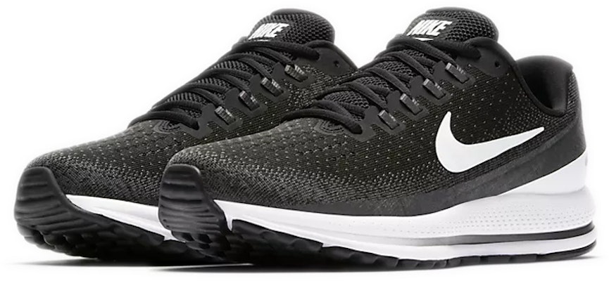 Nike Air Zoom Vomero 13 'Hitam Anthracite' 922908-001 Lookbook Nike Air Zoom Vomero 13 'Hitam Anthracite' 922908-001