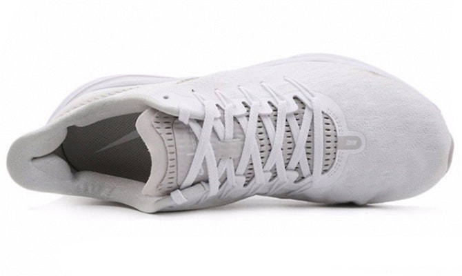 Nike Air Zoom Vomero 14 'Putih Abu-Abu Muda' AH7857-100 Shop Nike Air Zoom Vomero 14 'Putih Abu-Abu Muda' AH7857-100