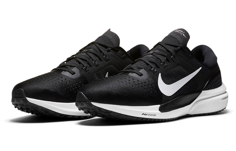 Lookbook Nike Air Zoom Vomero 15 'Hitam Putih' CU1855-001