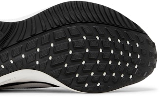 나이키 에어 줌 보메로 16 '블랙 화이트' DA7245-001 Purchase 나이키 에어 줌 보메로 16 '블랙 화이트' DA7245-001