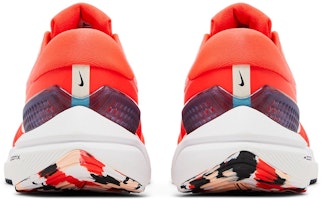 ナイキ エア ズーム ボメロ 16 "ブライトクリムゾン" DA7245-601 Details for ナイキ エア ズーム ボメロ 16 "ブライトクリムゾン" DA7245-601