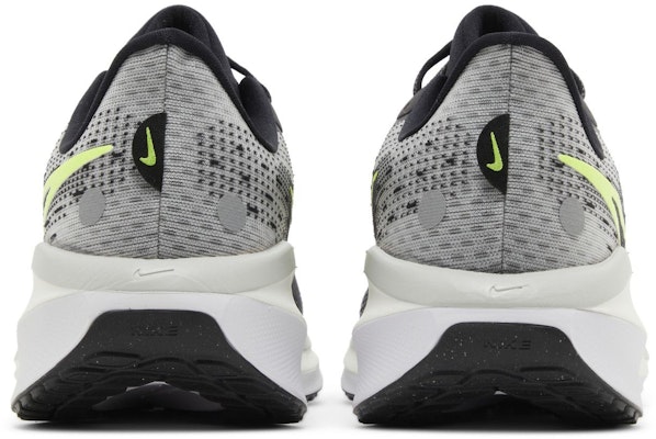 Nike Air Zoom Vomero 17 'Black Volt' FB1309-001 Details for Nike Air Zoom Vomero 17 'Black Volt' FB1309-001