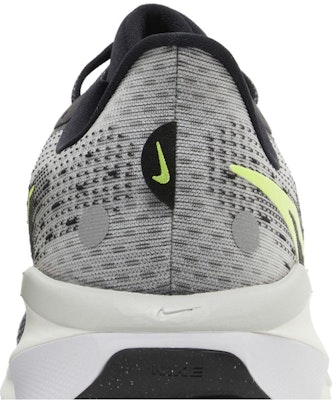 Nike Air Zoom Vomero 17 'Black Volt' FB1309-001 Sizing Nike Air Zoom Vomero 17 'Black Volt' FB1309-001