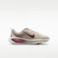 Lookbook Nike Air Zoom Vomero 18 Crema II/Rosa Fumo/Vendita HQ2157-201