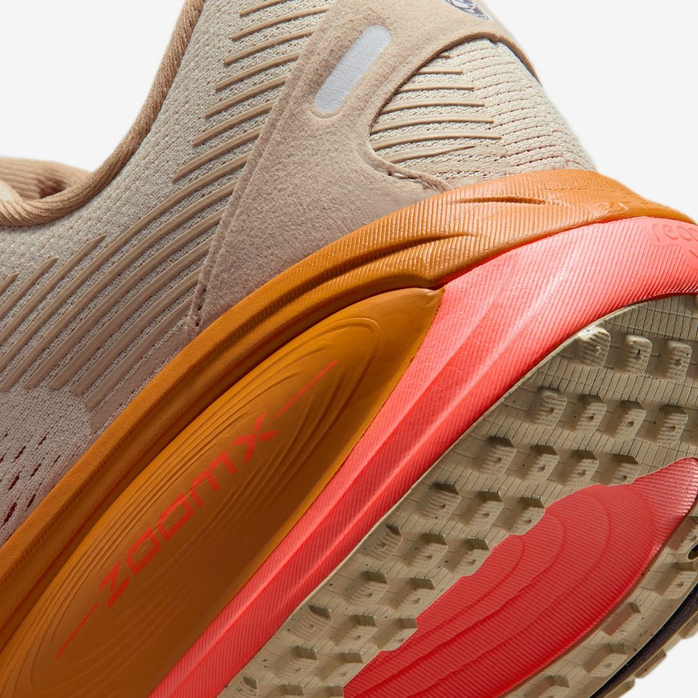 Cheap Nike Air Zoom Vomero 18 Running Shoes IM6702258