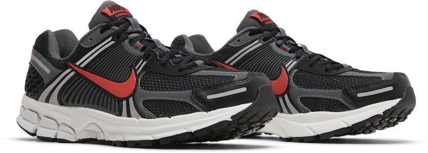 Nike Air Zoom Vomero 5 'Hitam Picante Merah' FB9149-001 2