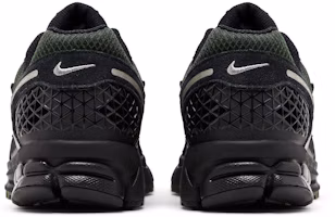 Sizing Nike Air Zoom Vomero 5 'Hitam Sequoia' HV2527-001