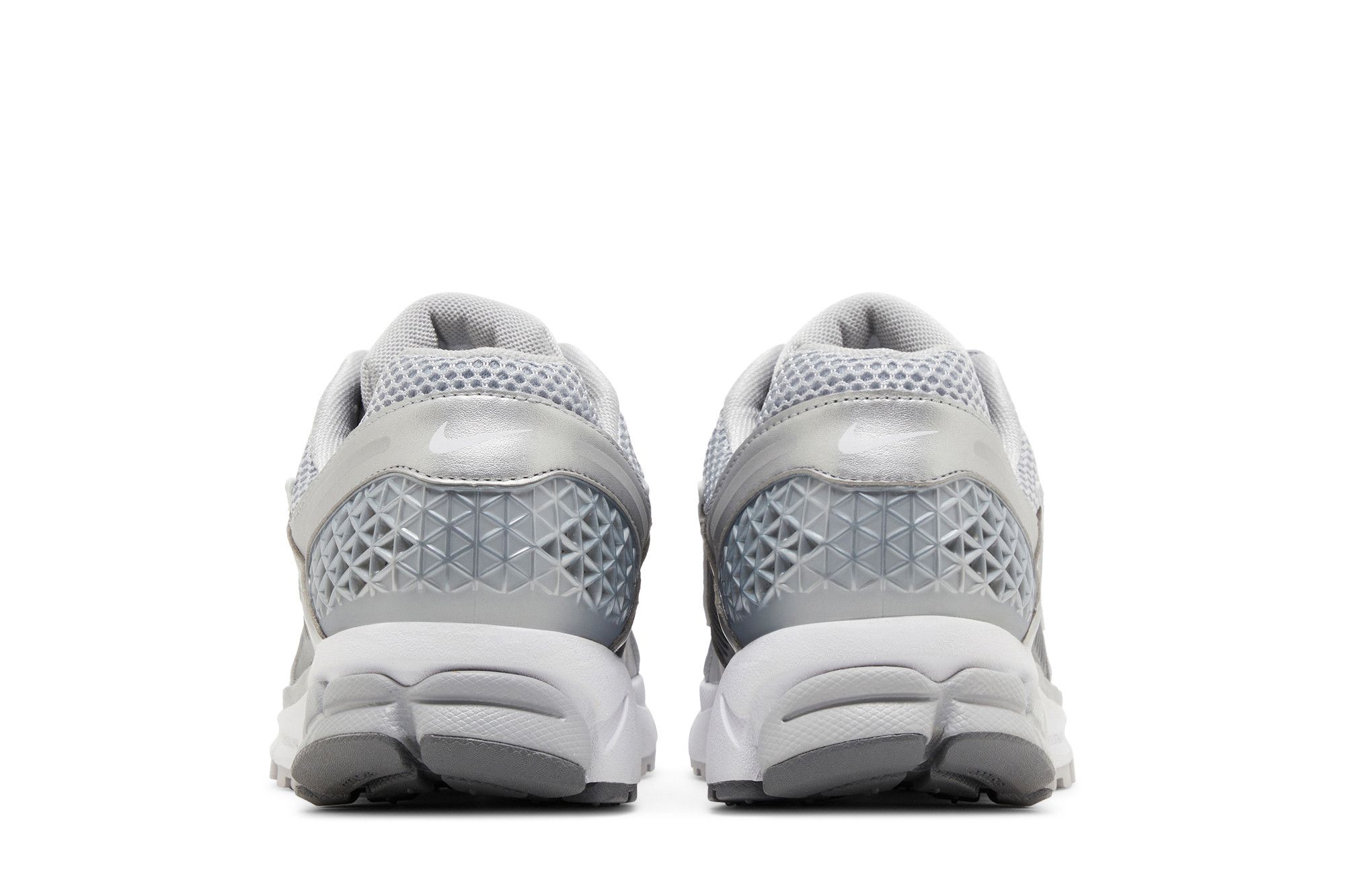 Sizing Nike Air Zoom Vomero 5 'Cool Grey' FJ4151-003
