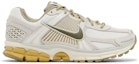 Buy Nike Air Zoom Vomero 5 'Light Bone Medium Olive' dalam Warna Tulang & Zaitun. FV0397-001